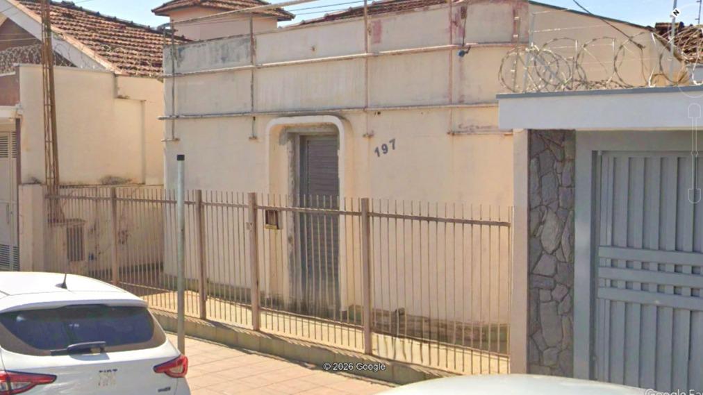 Prédio residencial com terreno de 378,30m² - Pontal/SP