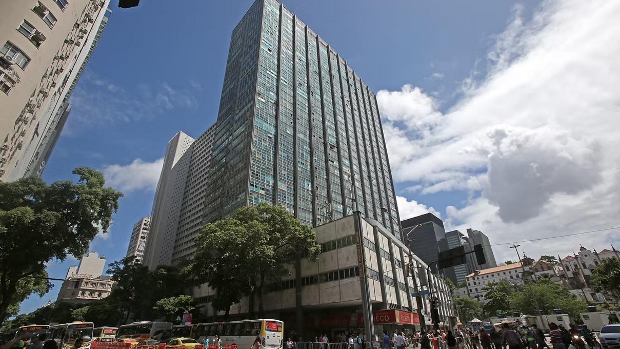 Sala Comercial nº 806 na Avenida Rio Branco, 156 Centro – Rio de Janeiro-RJ