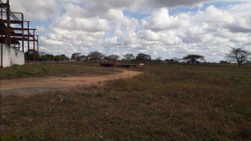 Imóvel com de área de 63.695,00m2 em