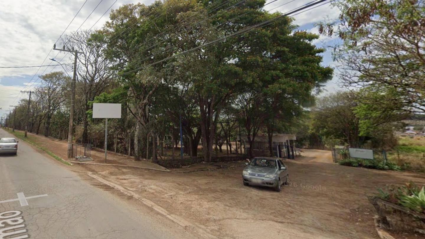 Terreno com Benfeitoria  com uma área total de 49.470m² - Alfenas/MG