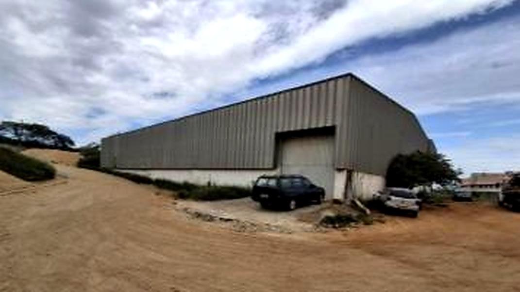 Terreno Industrial com 8.720m² e Galpão de 1.200m² - Campos dos Goytacazes/RJ