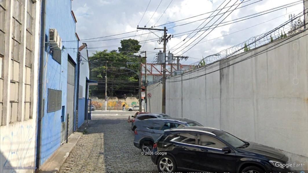 Sensacional - Dois Armazéns Independentes, Área aproximada de 1.120 m² de construção em terreno de 1.125,80 m² (19,60x57,44) m, Rua Lúcio Cardim, 96 e 104, bairro da Mooca, São Paulo/SP.