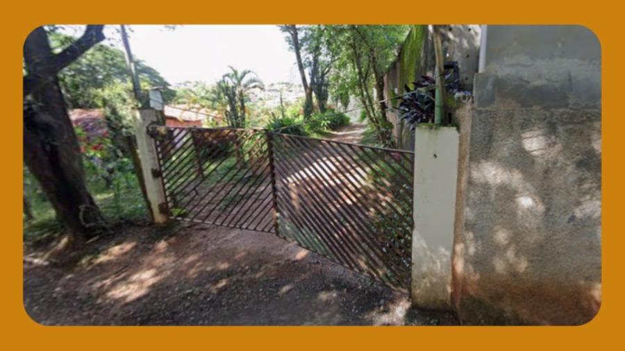 Oportunidade- Um sítio, na Rua da Reserva, nº 29 (antigo 320), Jaqueline, Belo Horizonte/MG, contendo casa principal, casa de caseiro, galpão e piscina, bastante arborizado, com área de terreno de 5.996 m²