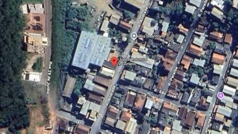 Oportunidade-Terreno, com área de 900m², com edificação comercial, situado na Rua do Andrade, nº 799, José Eloi (Carneirinhos), João Monlevade/MG