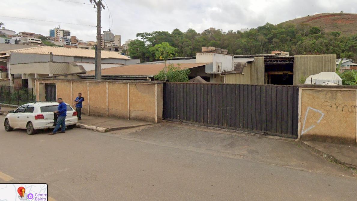 Terreno com 934 m², Rua Andrade, 799, em Carneirinhos, João Monlevade/MG