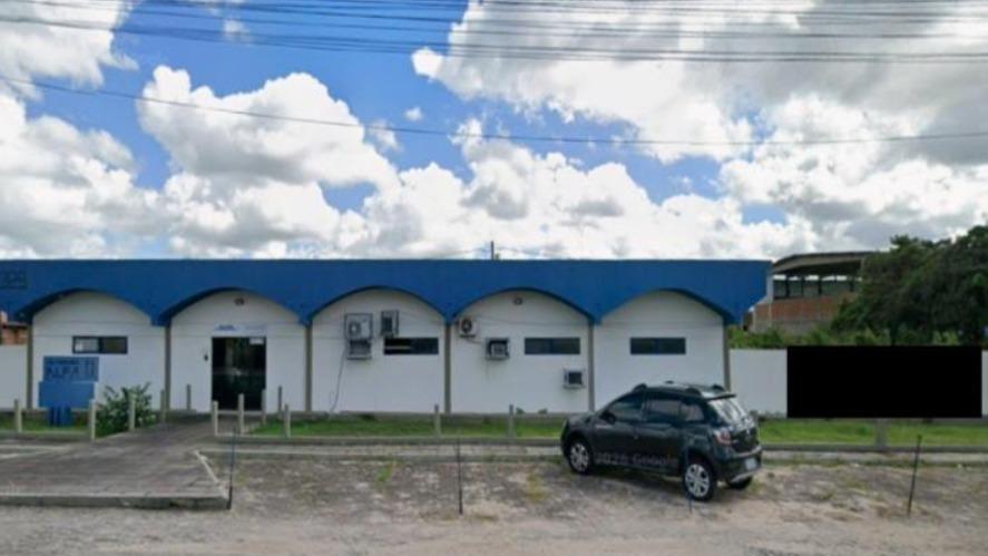 Parte de terra própria, área total aproximada de 14.000m²