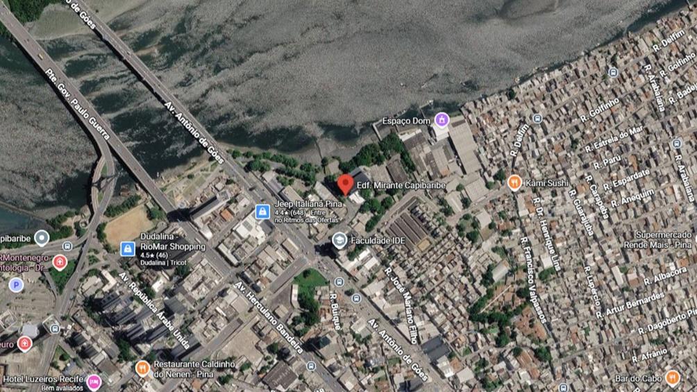 Apartamento, nº 1901, área privada de 268,75m², 04 vagas de garagem