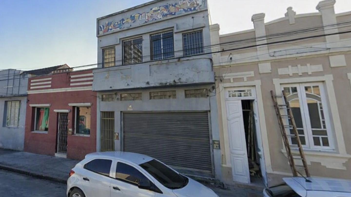 PRÉDIO COMERCIAL - Pelotas/RS, Área de 120,00m²